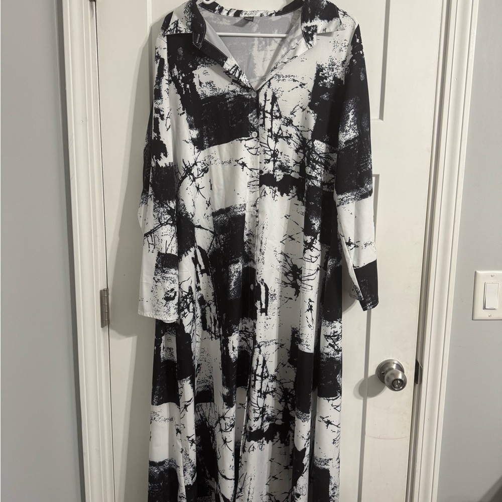 SHEIN Monochrome Abstract Long Sleeve Dress